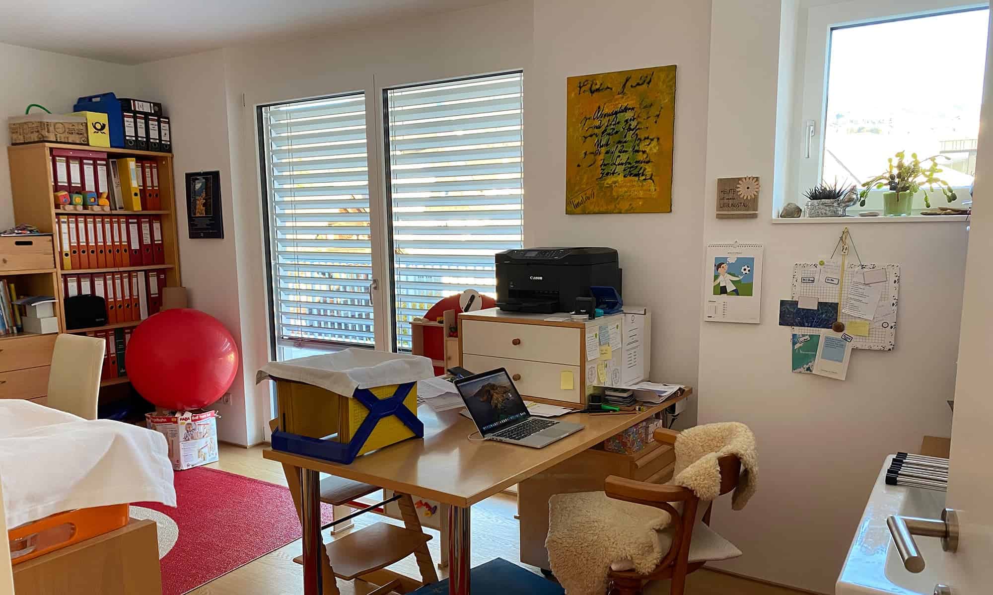 6F6037CE-A323-4DA7-810C-3B1C777389F5